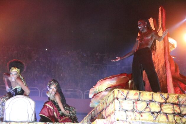 em cima da hora desfile 2026 06