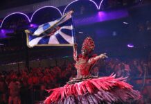 Em Cima da Hora 2026: Galeria de fotos do desfile