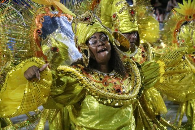 em cima da hora desfile 2026 23
