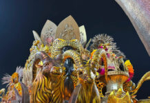 Comissão de Frente e Alegorias impactantes marcam desfile do Império de Casa Verde