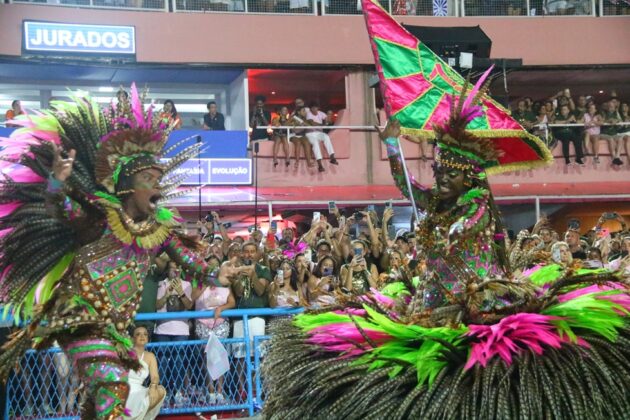 mangueira desfile 2026 08