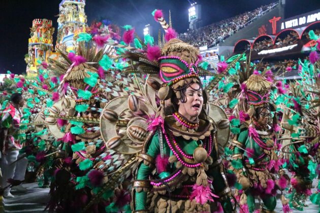mangueira desfile 2026 17