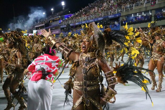 mangueira desfile 2026 22