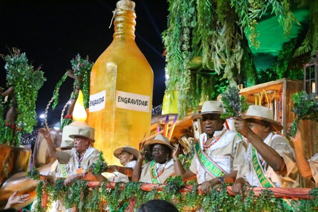 mangueira desfile 2026 28