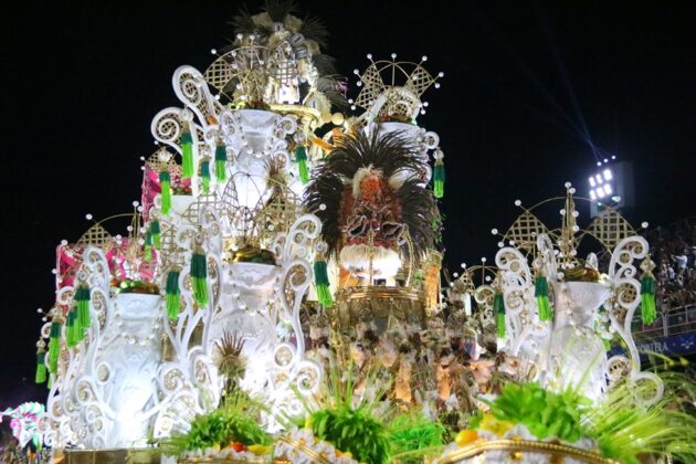 mangueira desfile 2026 36