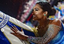 Acadêmicos de Niterói encara chuva, aposta em comissão de frente narrativa e tem presença de Janja Lula como destaque no ensaio técnico