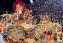 Portela ergue a corte do Príncipe Custódio em alegoria imponente no primeiro dia do Especial