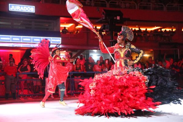 porto pedra desfile 2026 05