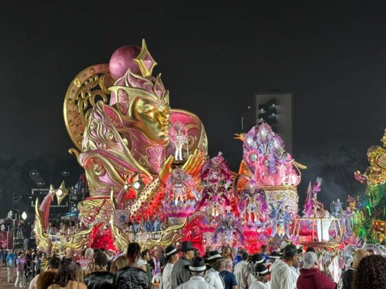 rosasdeouro desfile26 1