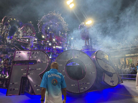 rosasdeouro desfile26 11