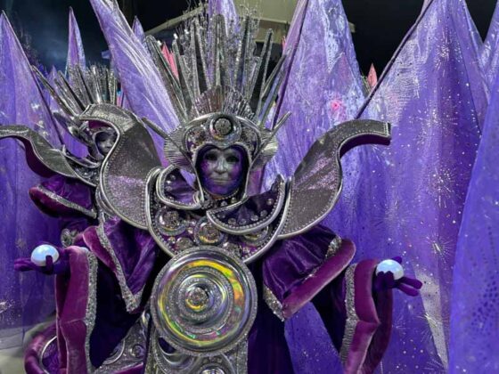 rosasdeouro desfile26 14