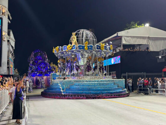 rosasdeouro desfile26 17