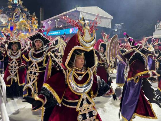 rosasdeouro desfile26 20