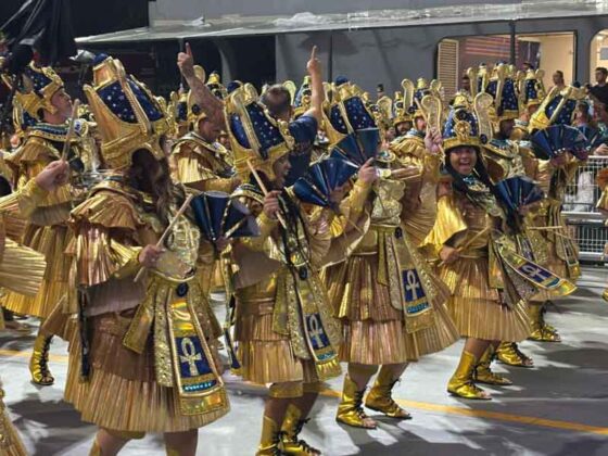 rosasdeouro desfile26 8