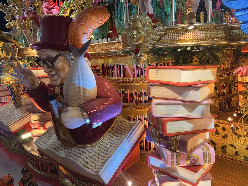 Acadêmicos do Salgueiro abre desfile com navio-biblioteca e transforma legado de Rosa Magalhães em espetáculo visual 6 salgueiro aa3