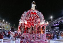 Comunidade canta com a alma, casal brilha e Salgueiro emociona em ensaio de alta densidade artística