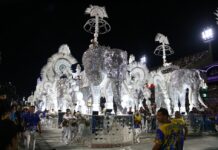 Paraíso do Tuiuti exaltou Ifá com potência cênica e musical, mas sofreu com falhas em evolucão