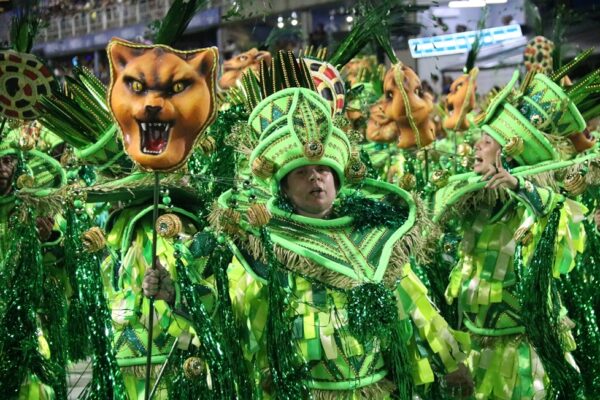 Imbatível! Alegorias impactantes, qualidade estética e de quesitos colocam Unidos de Padre Miguel como candidata ao título 8 upm desfile 2026 22
