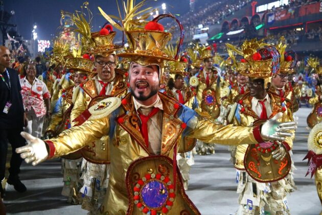 viradouro desfile 2026 26