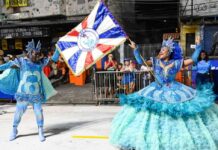 Mar ancestral encanta, mas atraso compromete desfile da Vizinha Faladeira