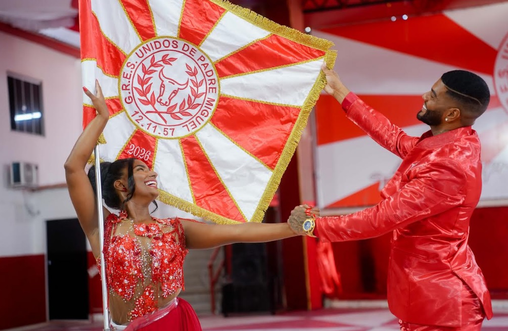 Unidos de Padre Miguel anuncia Yuri Souza e Isabella Moura como novo 1º casal para o Carnaval 2027 1 novocasal upm