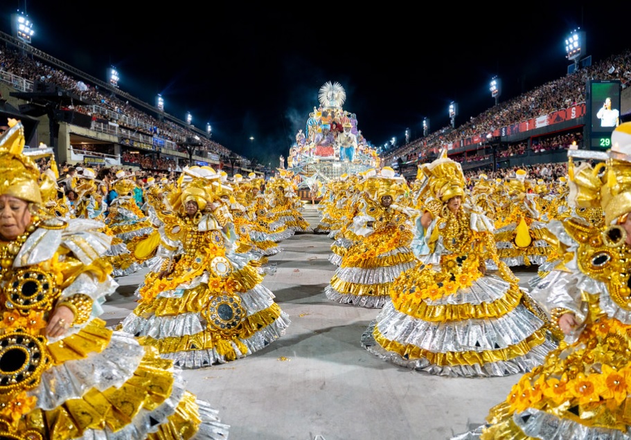 Presidente da Vila sobre a possibilidade de 15 escolas no Especial: 'Todos os contratos foram assinados para 12 escolas' 1 desfilesrio