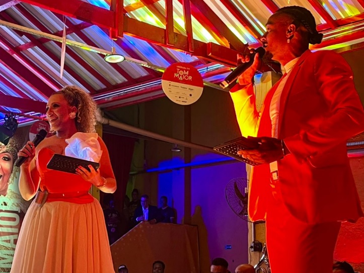 Tom Maior transforma o pão em protagonista de desfile que sonha com a glória inédita 5 tom enredo27 3
