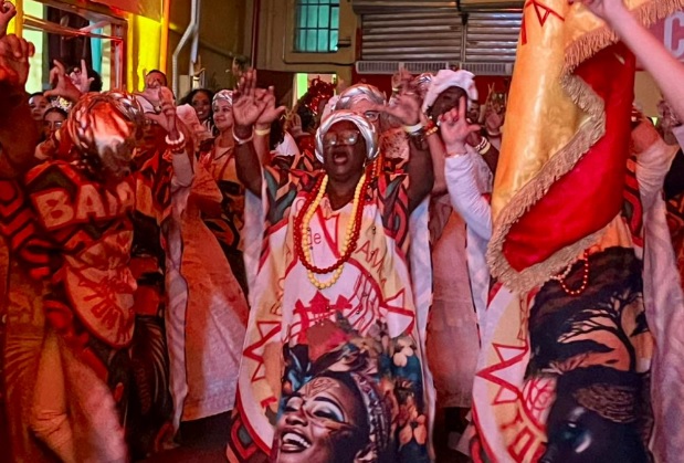 Tom Maior transforma o pão em protagonista de desfile que sonha com a glória inédita 3 tom enredo27 4