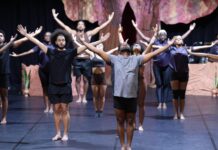Mangueira promove aula aberta de dança afro com foco em movimento, cultura e bem-estar