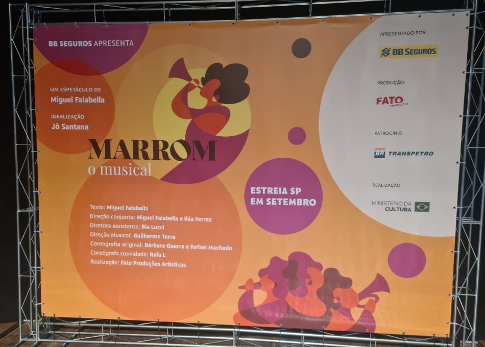 marrom musical