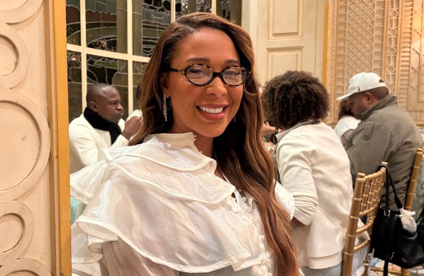 'É uma responsabilidade muito maior': Camila Beatriz celebra ser rainha de bateria da Inocentes 2 camila inocentes