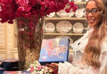 ‘É uma responsabilidade muito maior’: Camila Beatriz celebra ser rainha de bateria da Inocentes