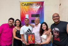 União do Parque Acari entrega figurinos para o Carnaval 2027