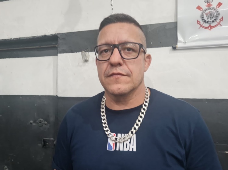 gavioes diretor