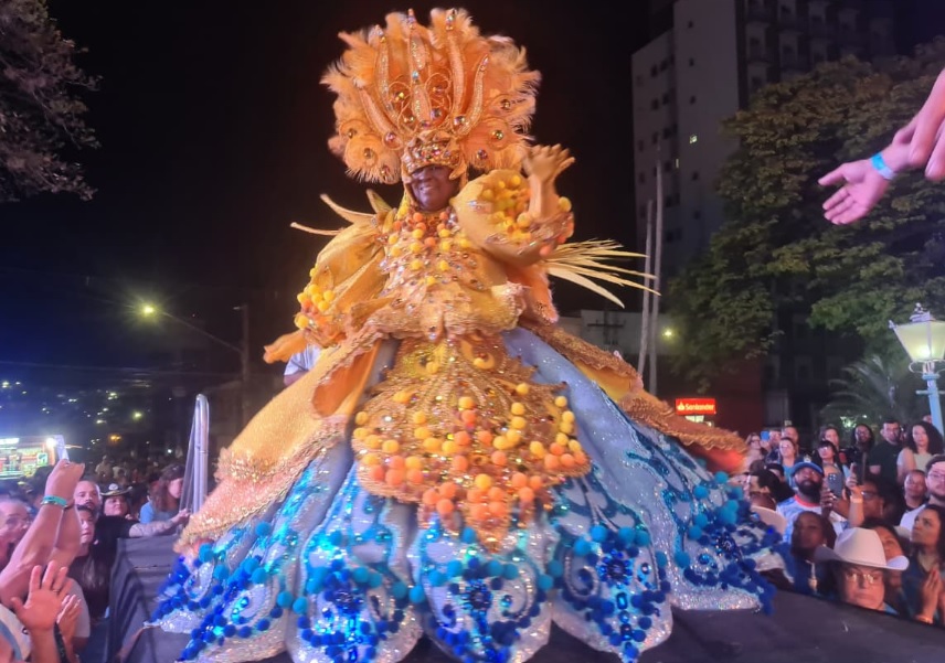 Império lota praça com Festa das Fantasias e transforma Jaguariúna na Casa Verde 1 imperiocasaverde fantasias27 1