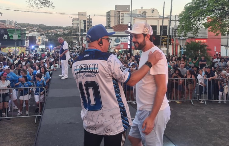 Império lota praça com Festa das Fantasias e transforma Jaguariúna na Casa Verde 8 imperiocasaverde fantasias27 8
