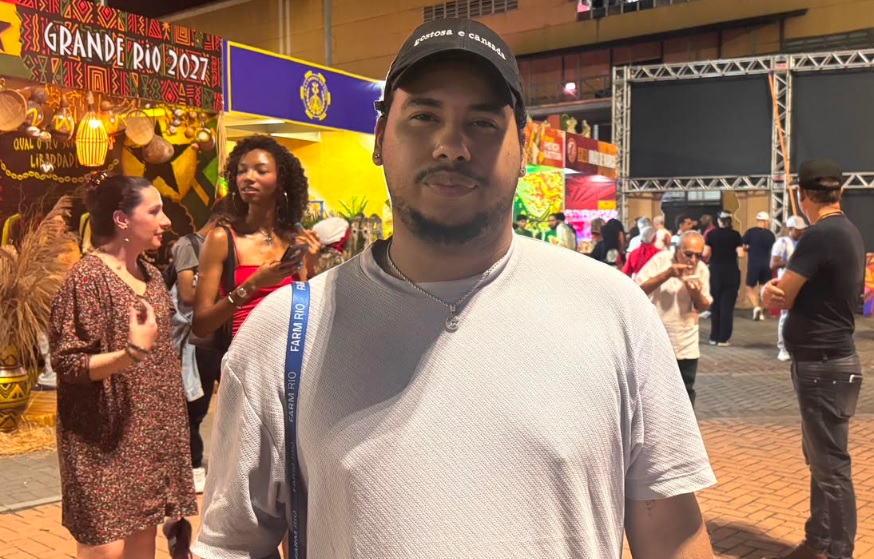 Sambistas refletem se ‘vale tudo’ ao comentar disputas de samba-enredo nas redes sociais 3 torcedor2