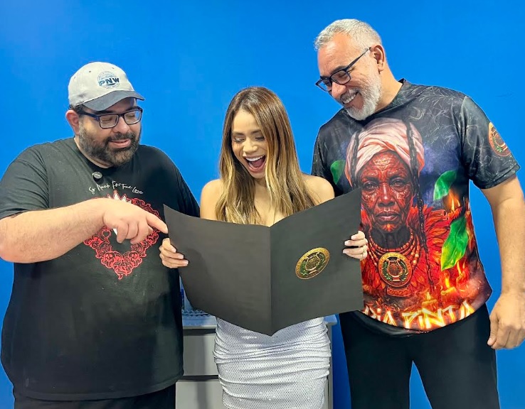 Lexa recebe figurino da Em Cima da Hora para o Carnaval 2027; fantasia terá cor inédita na trajetória da cantora 3
