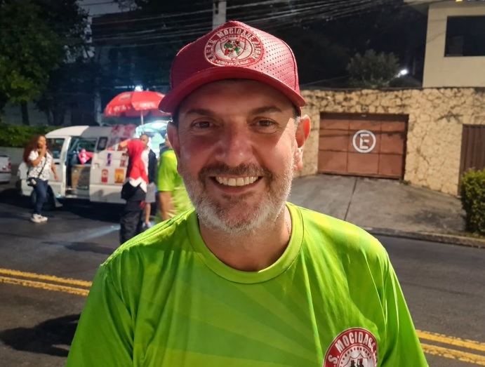 Sob forte chuva, Mocidade Alegre inicia temporada de ensaios de rua visando a preparação para o Carnaval 2027 4 morada rua1610 9